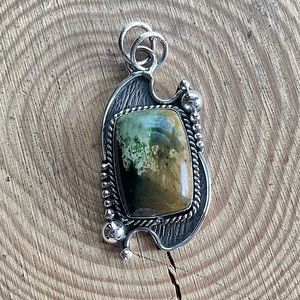 Chalcedony 925 sterling silver pendant